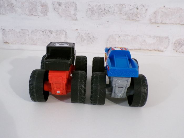 Monster Trucks - Hotwheels - Hot Wheels - Race Ace 68 (J14) - photo numéro 5