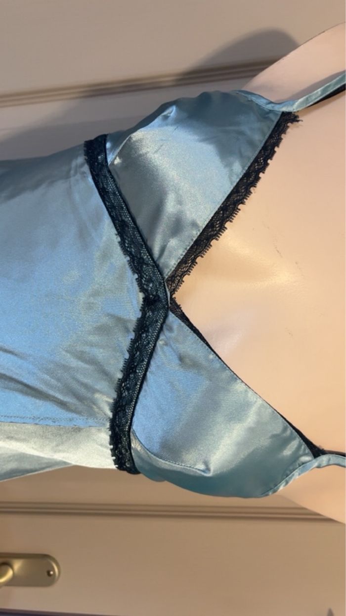💙 Nuisette satin Etam bleu ciel – Taille 36 ✨ - photo numéro 4