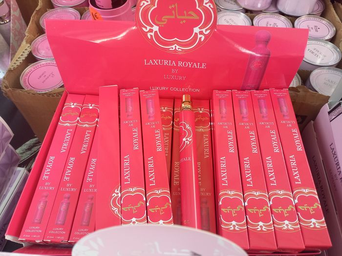 Parfums differnets model de Dubai neif - photo numéro 5