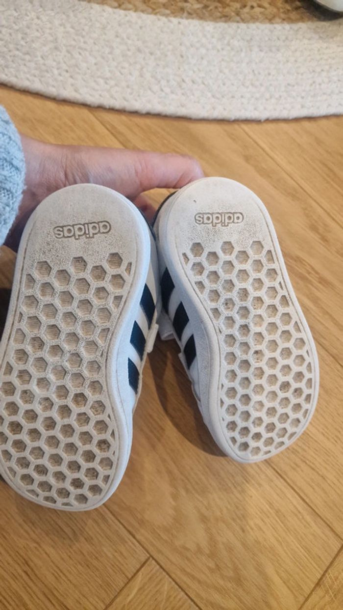 Baskets t24 - photo numéro 3