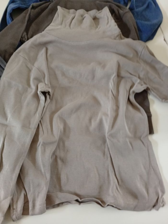 Lot de 7 sous pull 8 ans - photo numéro 4