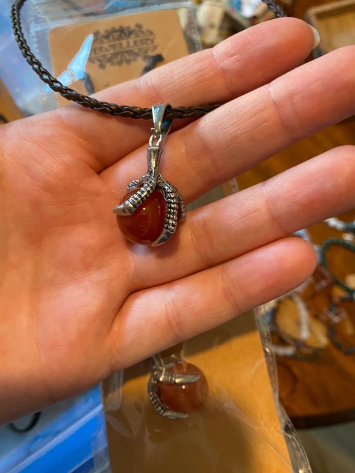Griffe dragon avec sphère en cornaline - photo numéro 2