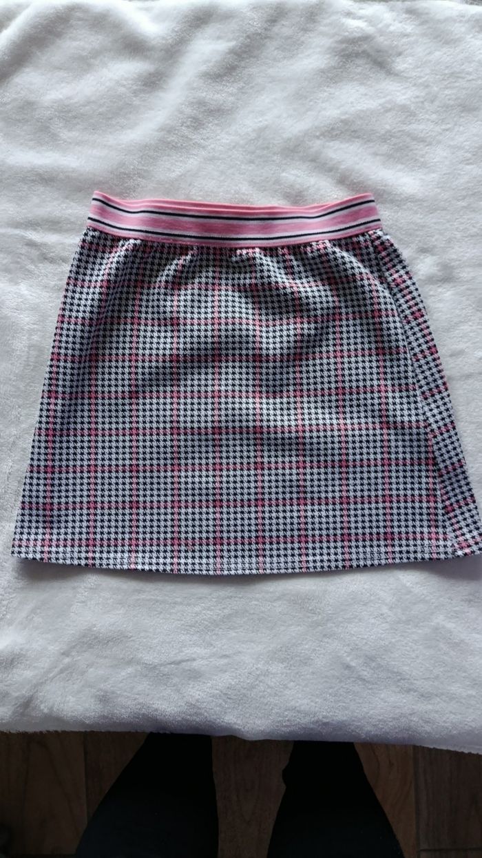 Jupe 8 ans in extenso