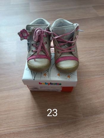 Chaussures babybotte fille 23