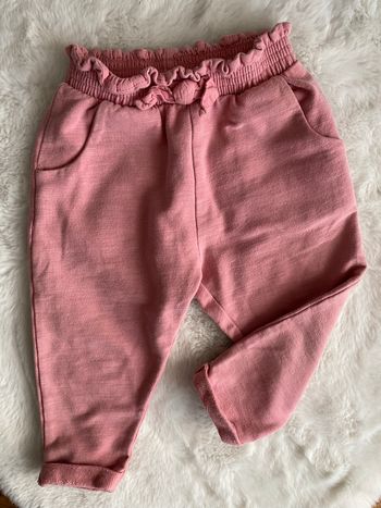Joli pantalon zara 12/18 mois