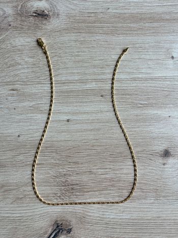 Chaîne en or