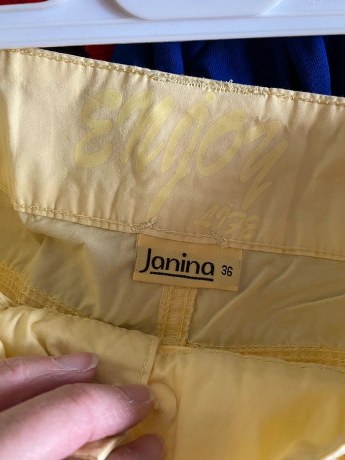 Pantalon / pantacourt Janina Taille 36 - photo numéro 3