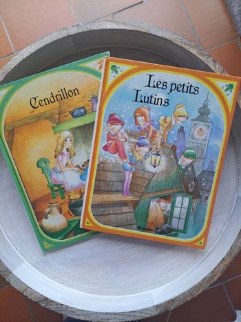 Livre Cendrillon et Les Petits Lutins vintage