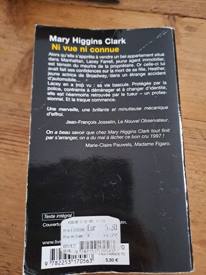 Livre Ni vue Ni connue, Mary Higgins Clark - photo numéro 2