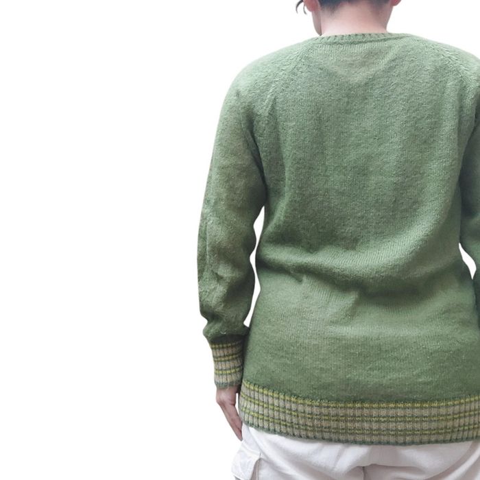 Superbe pull Benetton pour 40/42 - photo numéro 2