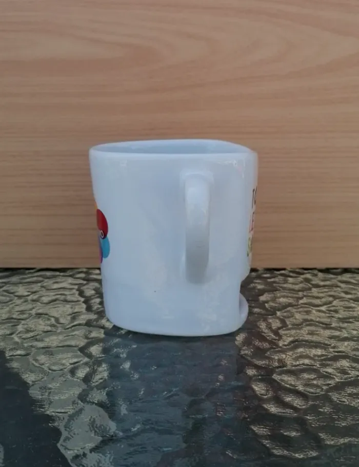 Mug Tassimo avec compartiment à biscuits. - photo numéro 4