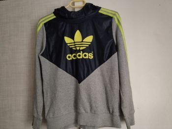 Sweat Adidas  14 ans
