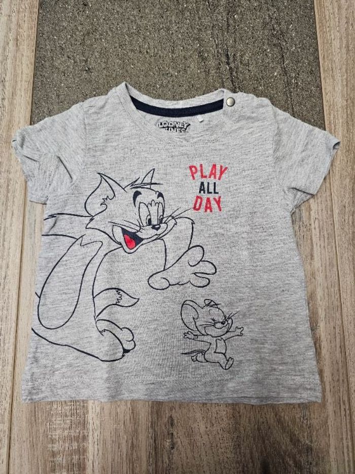 T-shirt