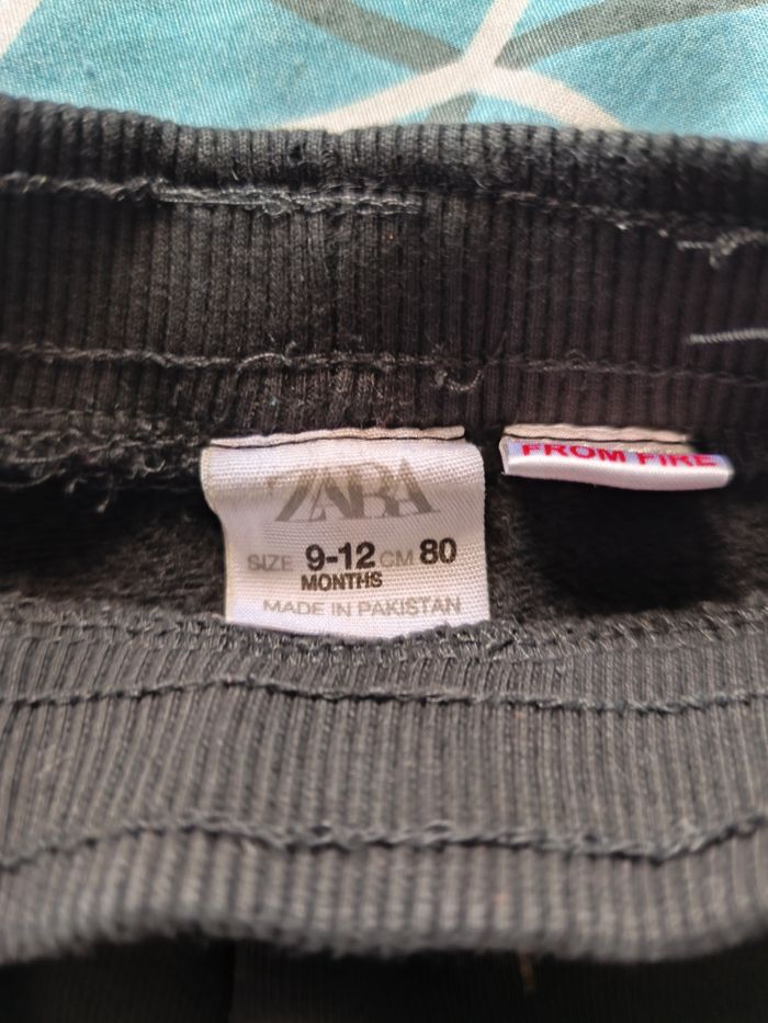 Lot 2 joggings - photo numéro 4