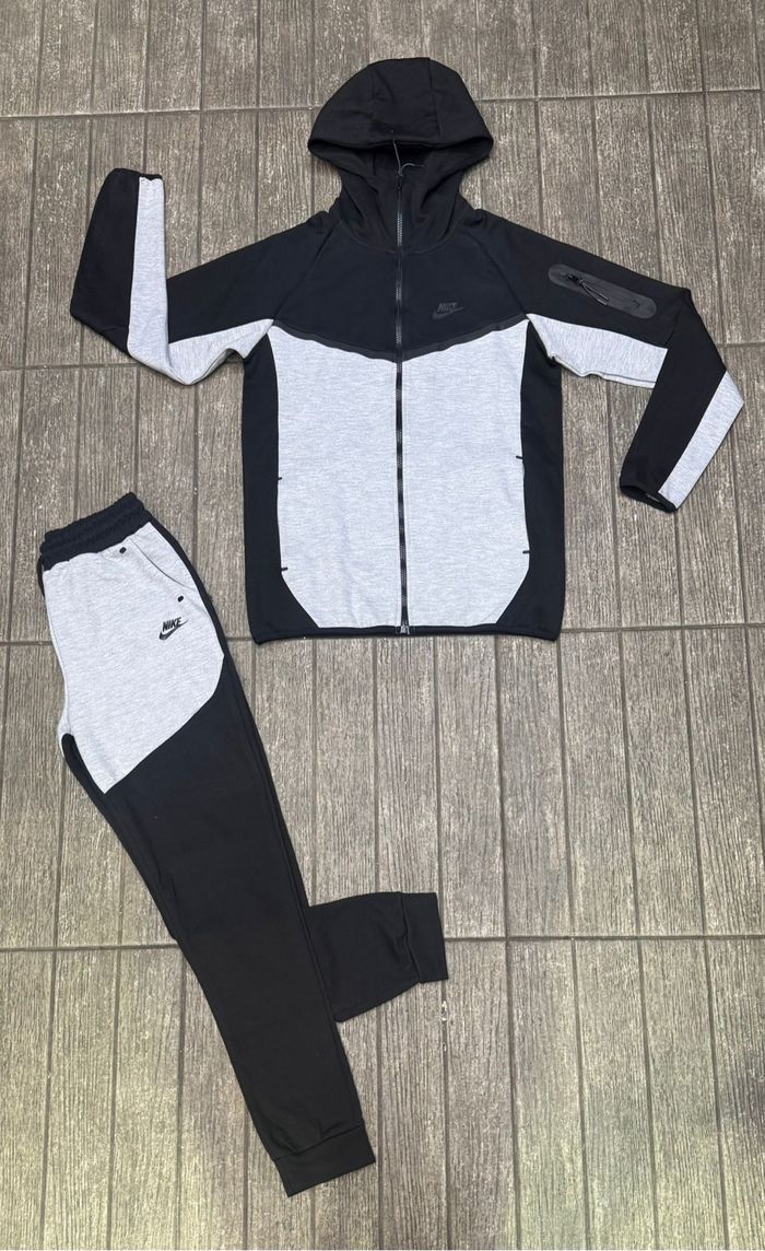 Ensemble Nike
