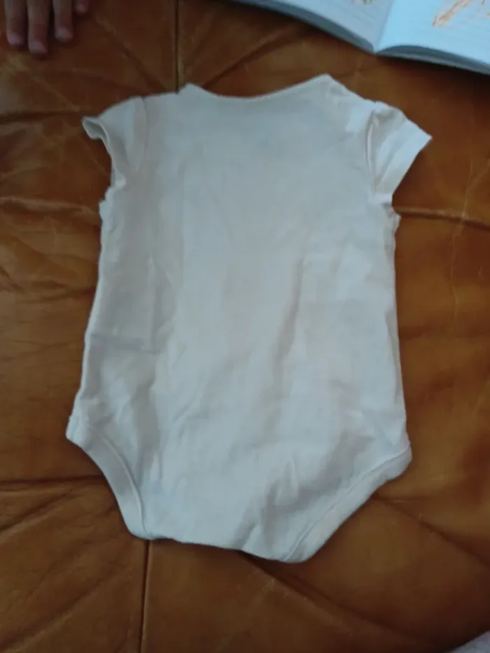 Body bébé - photo numéro 3
