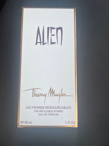 Parfum Alien