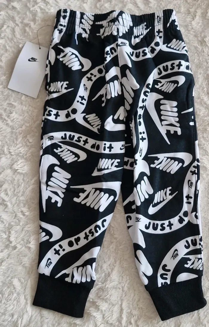 Jogging Nike - photo numéro 3