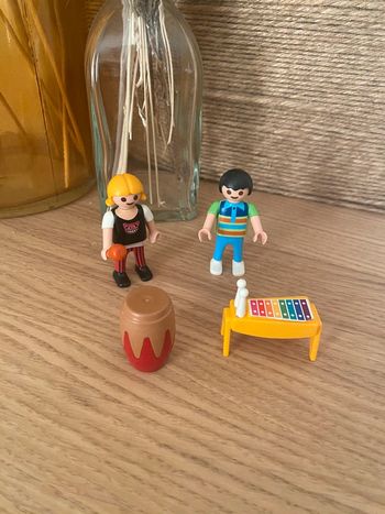 Enfants musiciens Playmobil