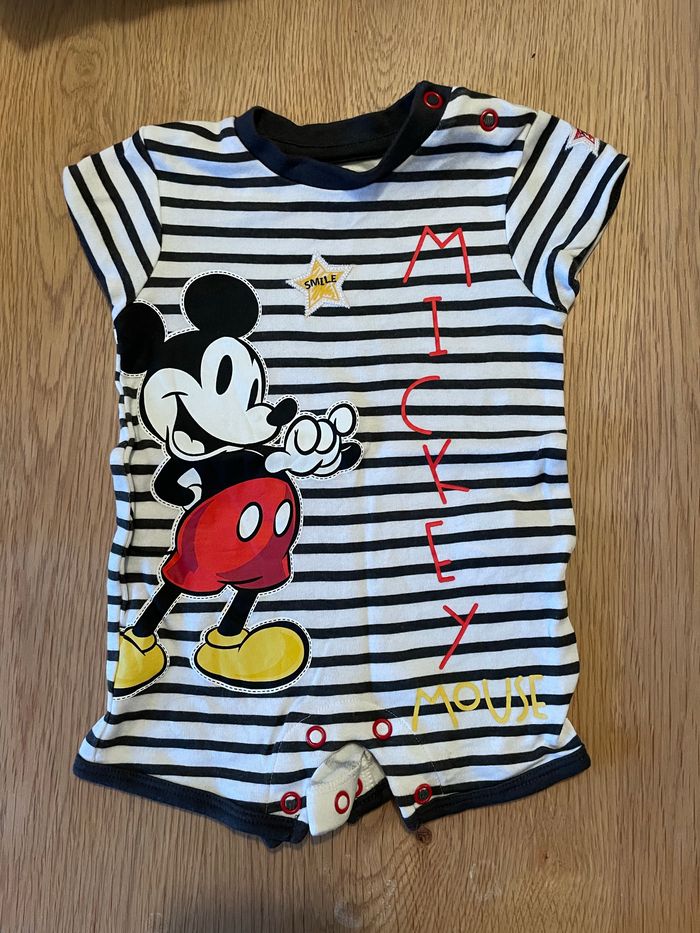 Ensemble Mickey taille 0/3 mois de chez primark - photo numéro 3