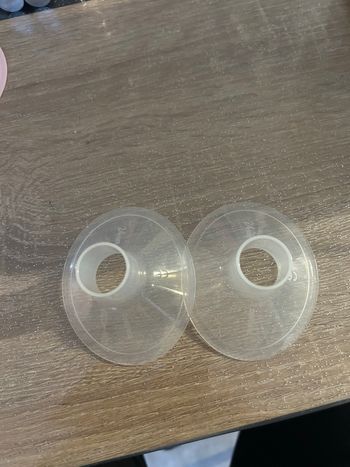 Téterelle et tubulure medela 