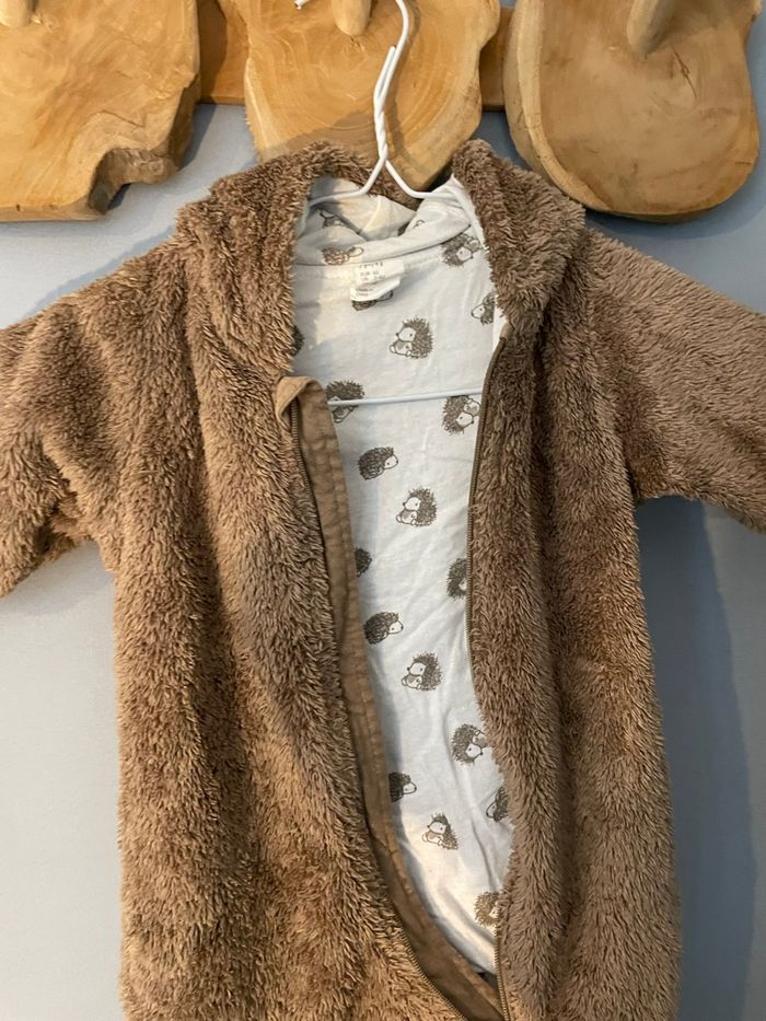 Combi petit ours H&M en 2-4 mois - photo numéro 3