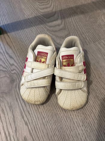 Chaussures adidas
