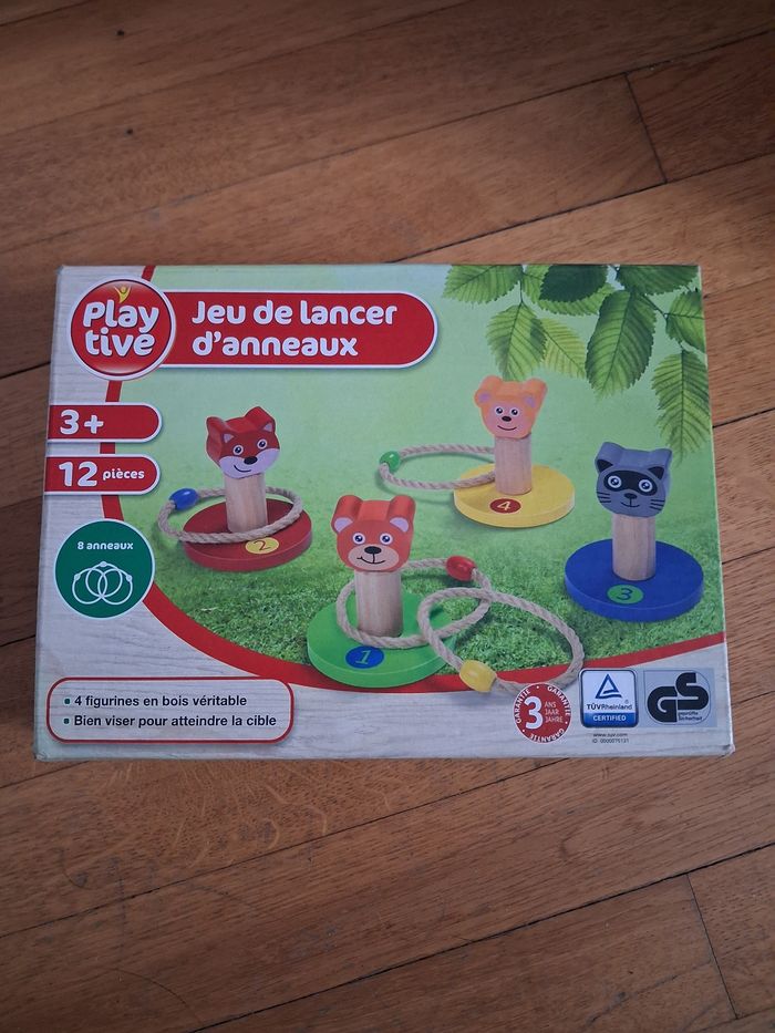 Jeu de lancer d'anneaux en bois