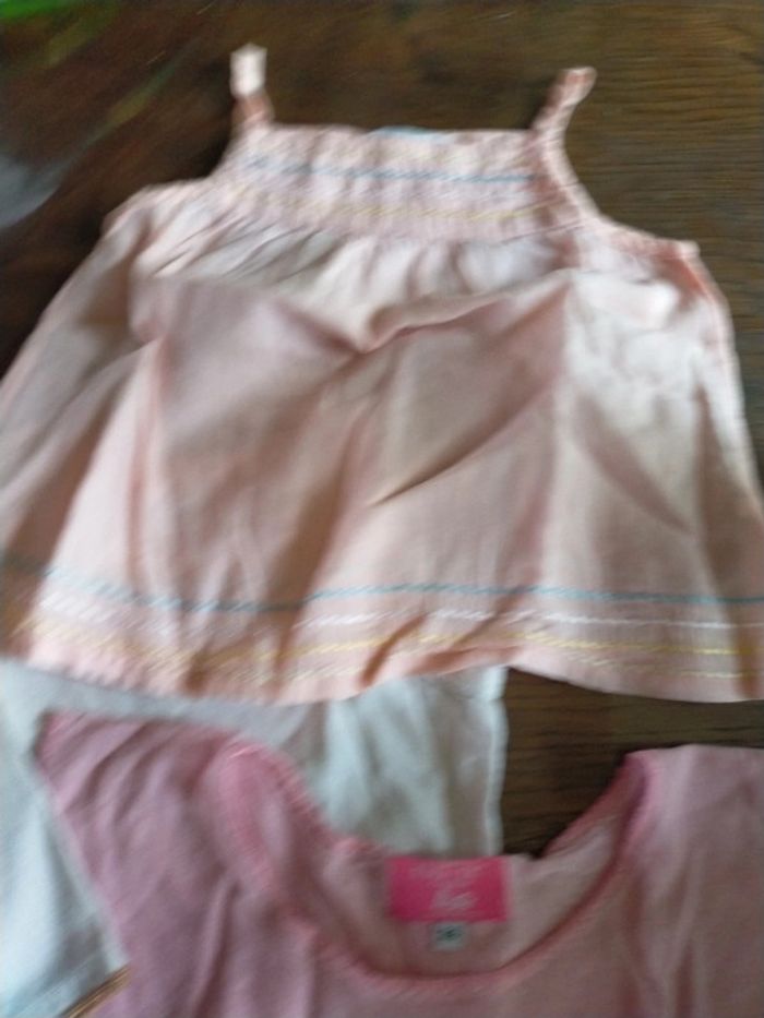 Lot 4 débardeurs 2 ans - photo numéro 3