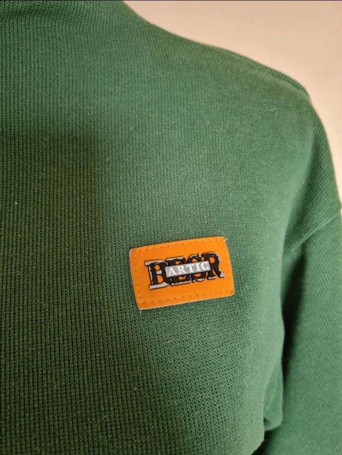 Pull vert - photo numéro 2