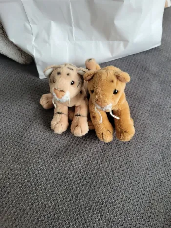 Portes clés peluches WWF