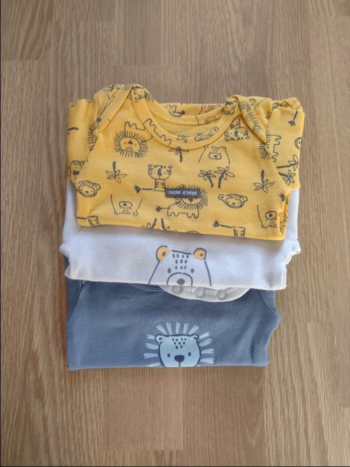Lot de bodies bébé garçon 3 mois