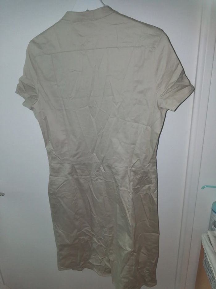 Robe cintrée beige - photo numéro 2
