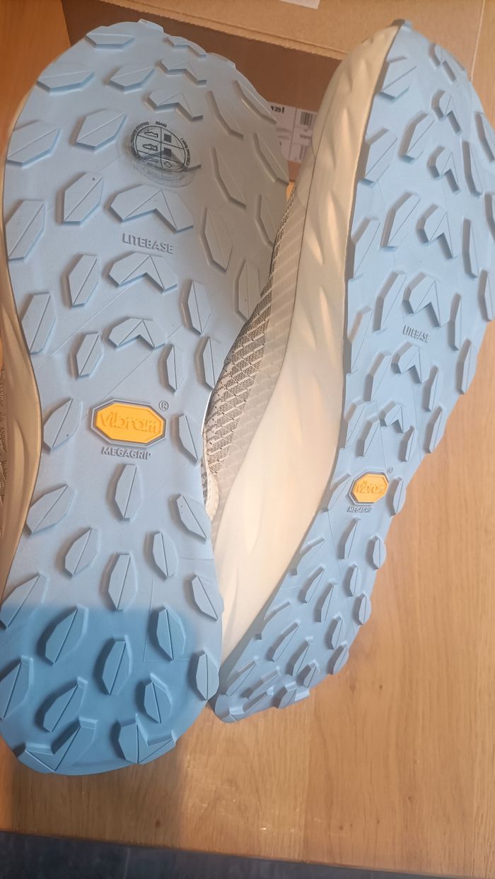 Nnormal kjerag Kilian Jornet pointure 46 2/3 - photo numéro 3