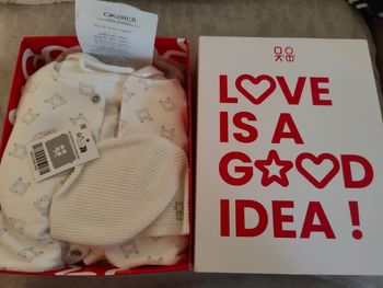 Ensemble Okaïdi neuf avec boîte et étiquette