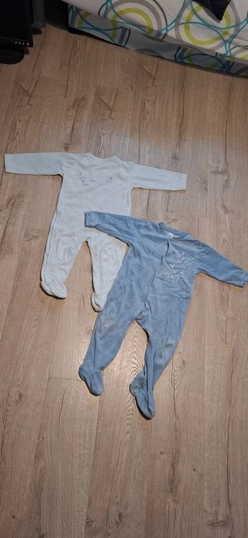 Lot 2 pyjamas bleus 2ans