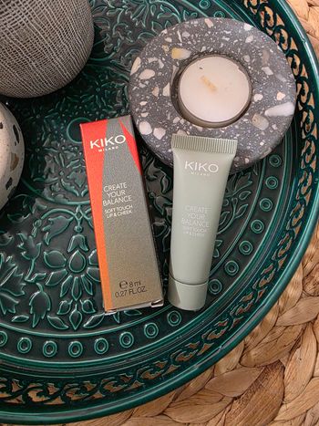 Crème teintée pour les lèvres et joues Kiko neuve