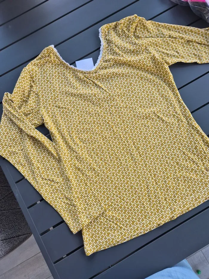 Top teeshirt manches longues femme ambre Karl Marc John