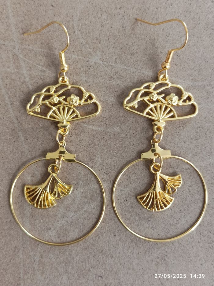 Boucle d'oreille fantaisie ( 🌿Miss bonheur) - photo numéro 3