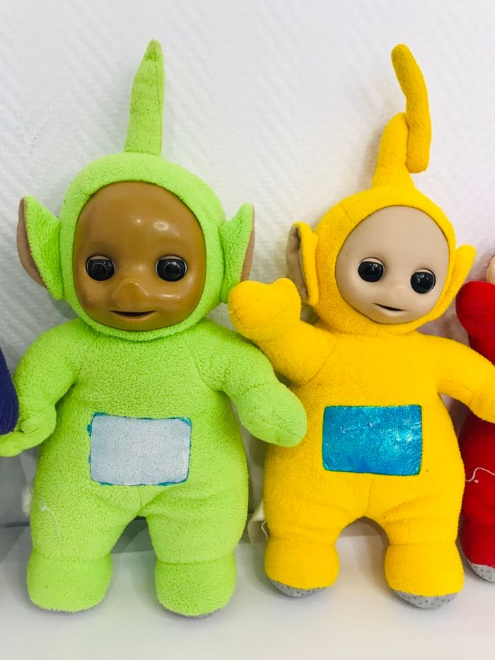 4 peluches Teletubbies de 38 et 42 cm - photo numéro 11