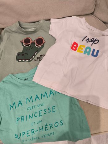 Lot tee shirts