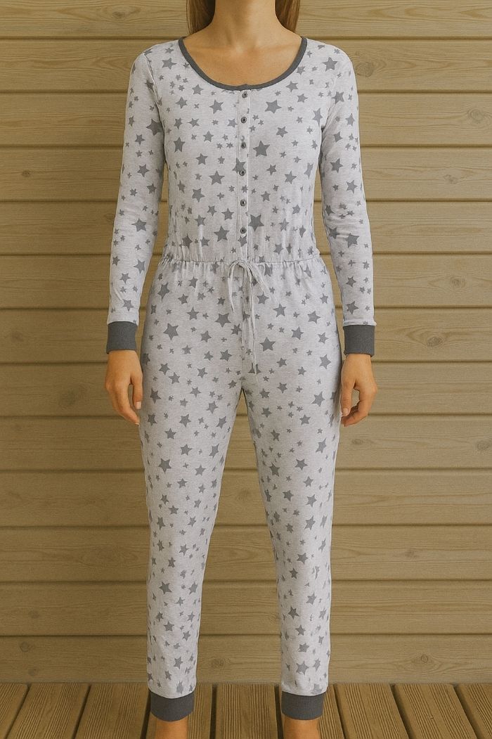 Combinaison Pyjama Femme gris à étoiles  – Taille 42/44 – Très bon état