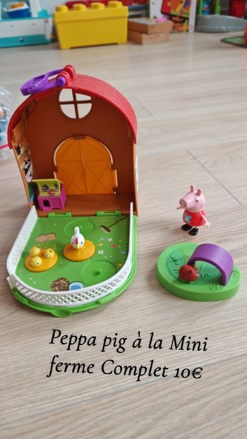 Peppa pig à la Mini ferme Complet
