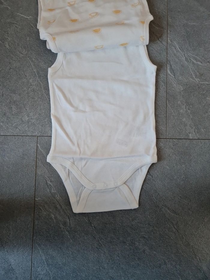 Lot de 3 bodys débardeur gémo taille 36 mois neuf - photo numéro 4
