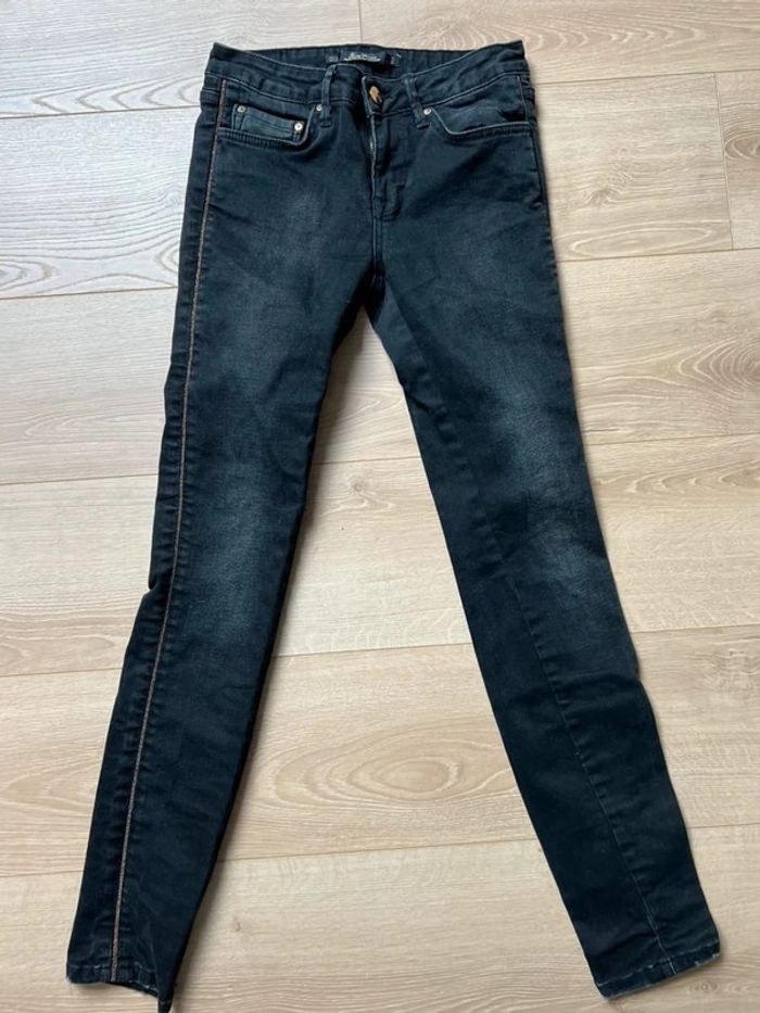 Jean Zara noir