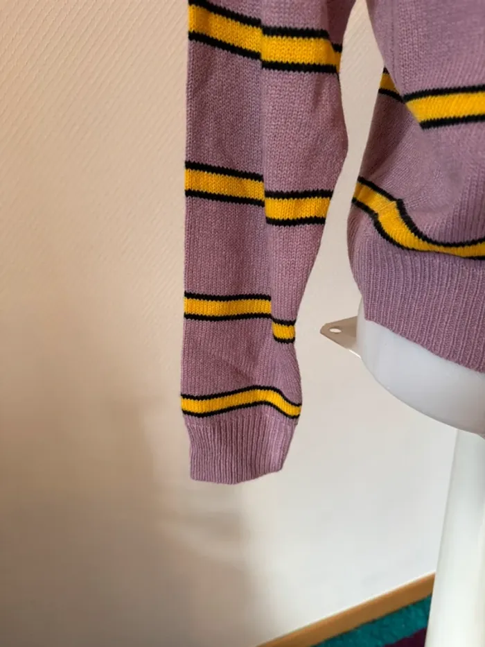 Pull en très bon état Shein rose et jaune taille S - photo numéro 5