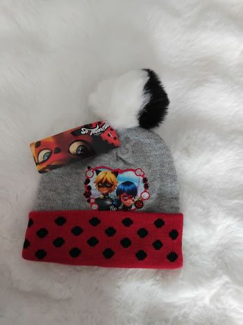 Bonnet fille Ladybug Miraculous neuf taille 54