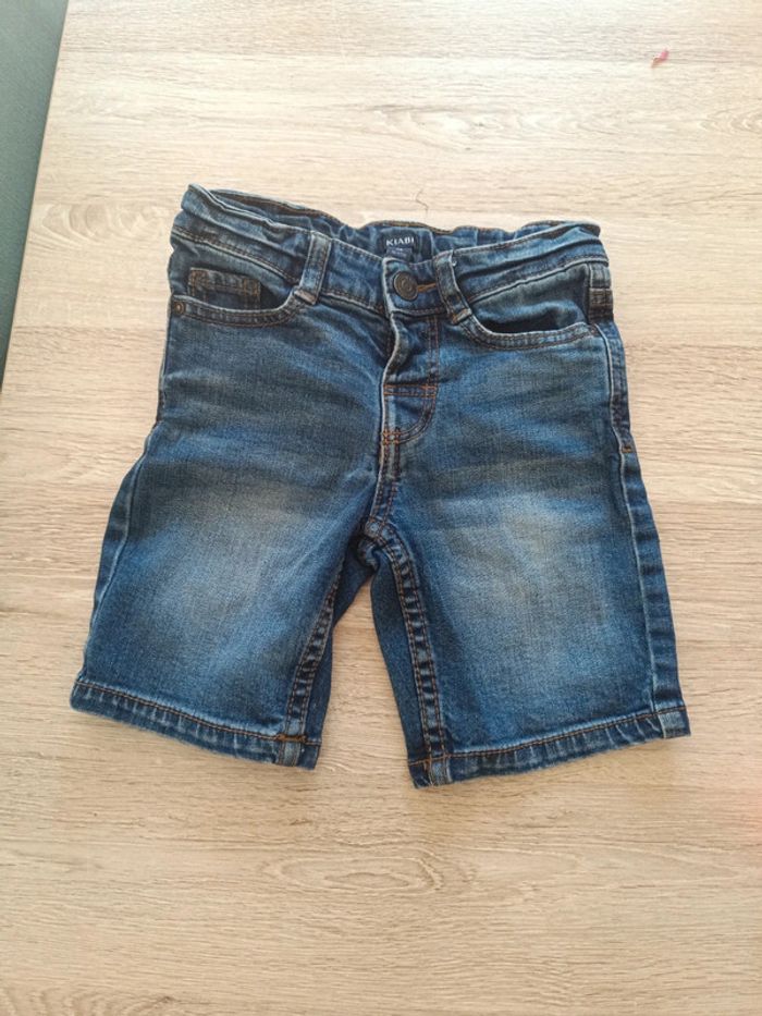 Bermuda en jean Kiabi 3 ans