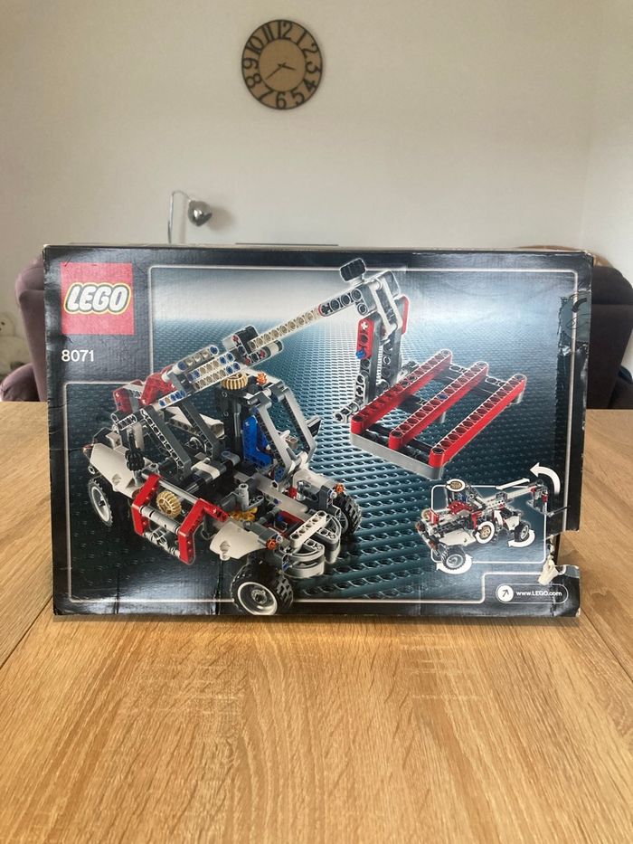 Lego Technic 8071 - photo numéro 2