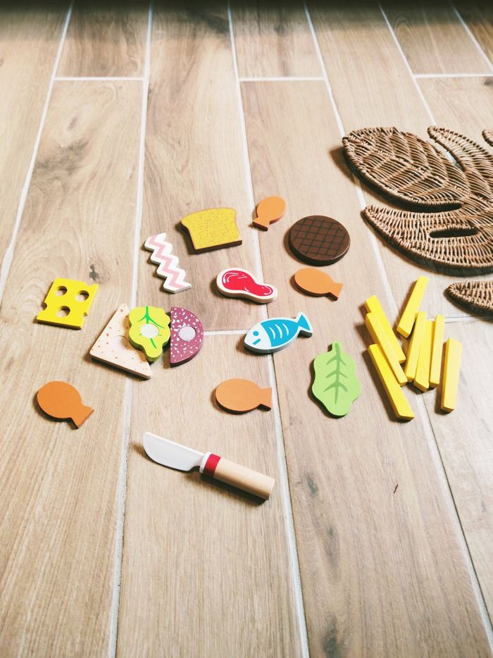 🍔 Jeu d'imitation - Dinette en bois Ensemble de Jeu "Dîner & Barbecue"- - photo numéro 1